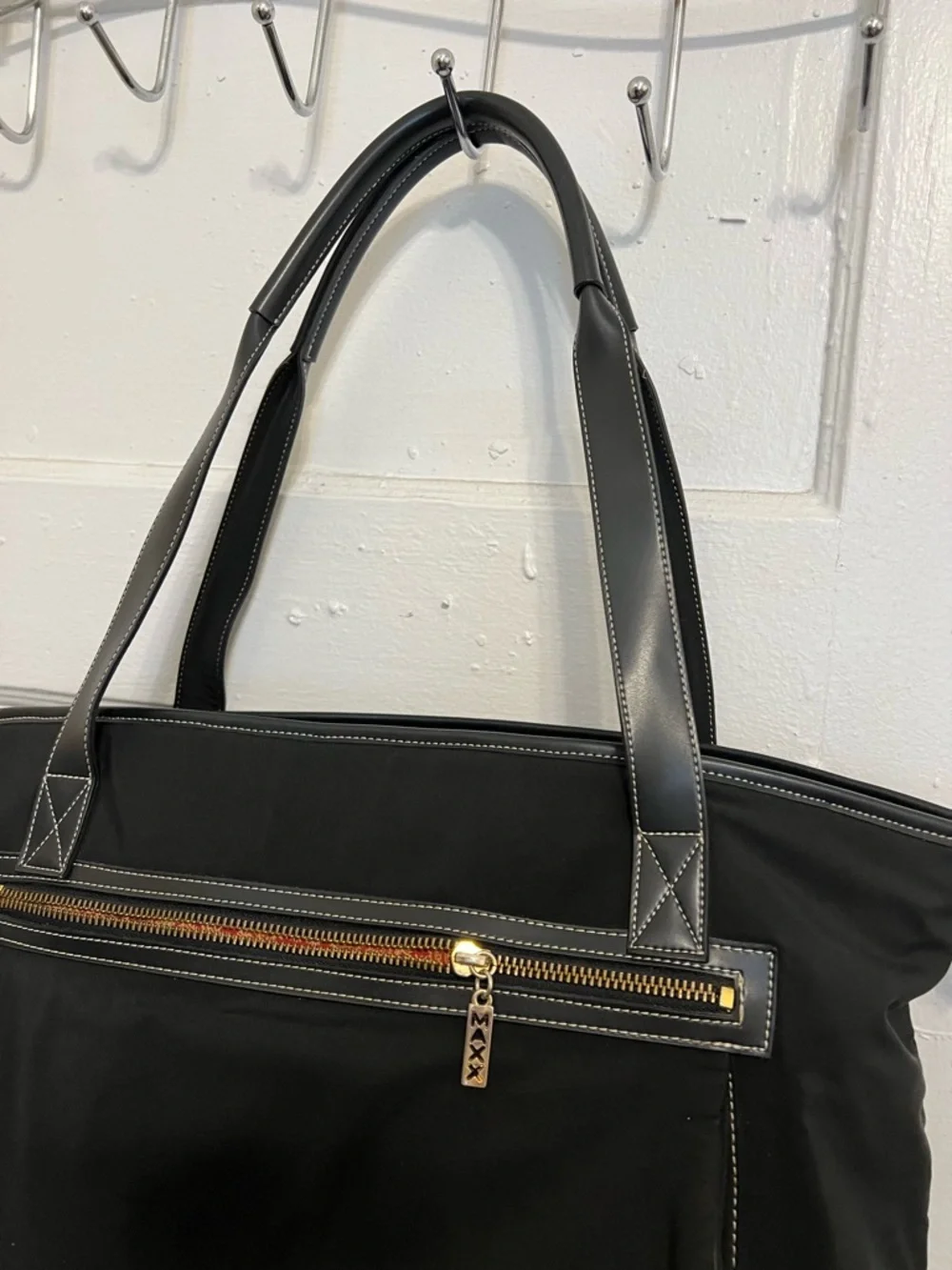 Vintage Maxx New York Black Laptop Tote with Front Zip Pocket
